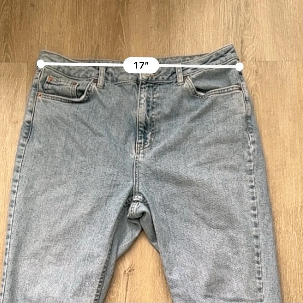 Topshop Moto Mom Jean High Rise Medium Wash size 14